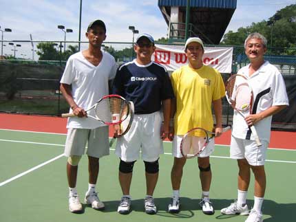 http://tenniselbowroom.files.wordpress.com/2007/12/doubles-final-40-44.jpg